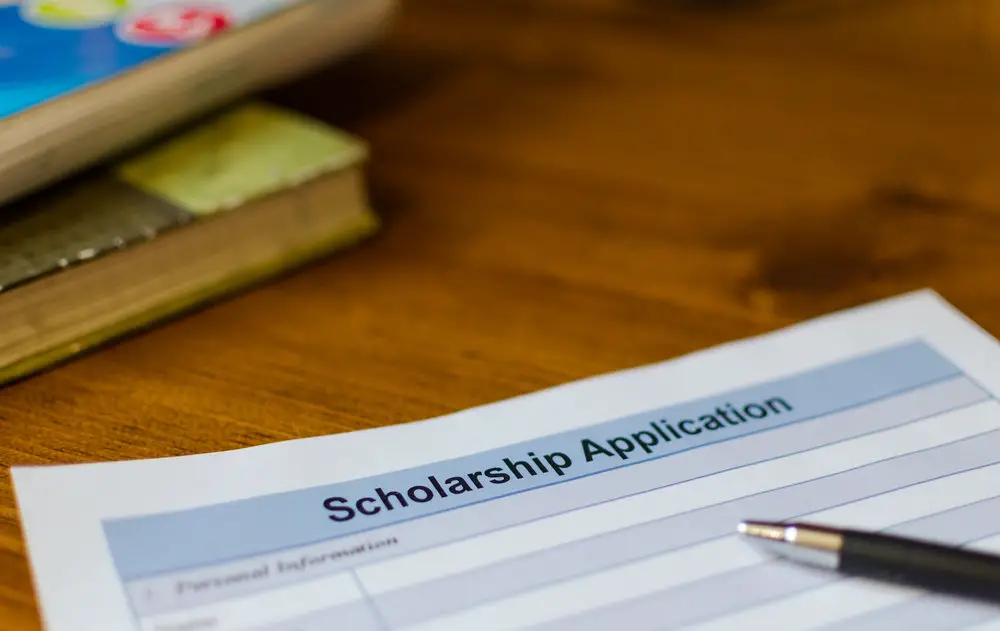 Best Buy Scholarship Application Tips, Requirements And More!